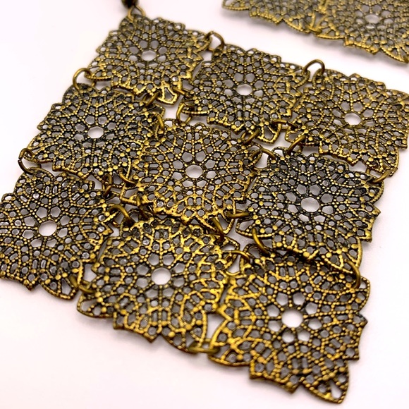 ❄️3/$20❄️ Boho Dangling Filigree Earrings - Picture 3 of 3